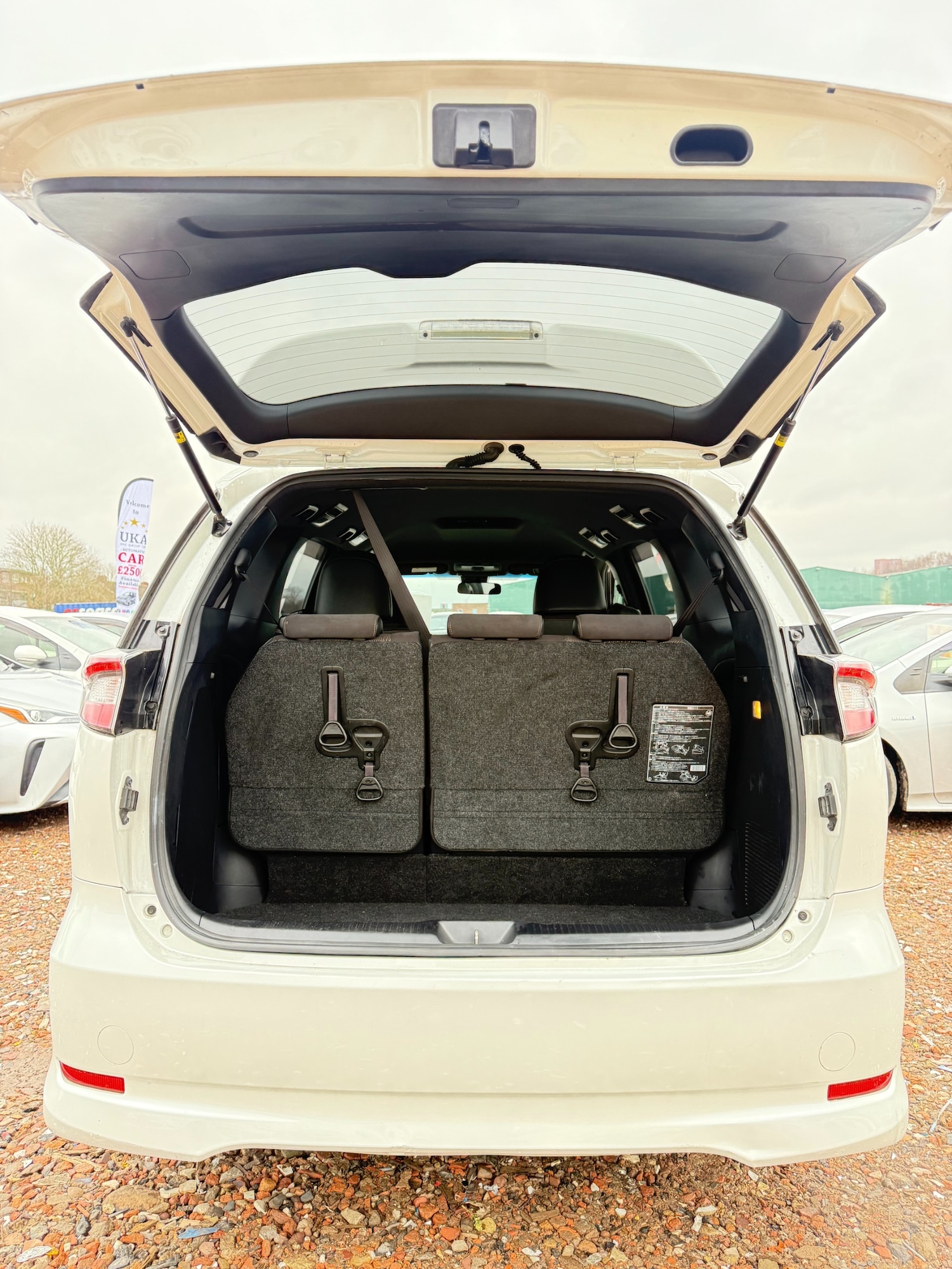 Used Toyota Estima 2026 for sale - 77336679: Photo 13