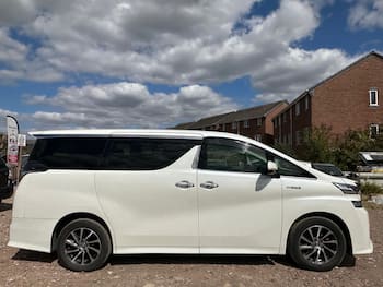 Used Toyota Vellfire 2015 for sale - 79652264: Photo