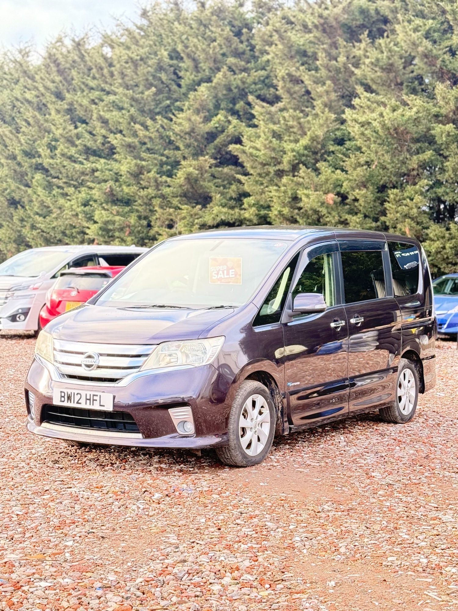 Used Nissan Serena 2012 for sale - 77236979: Photo 3