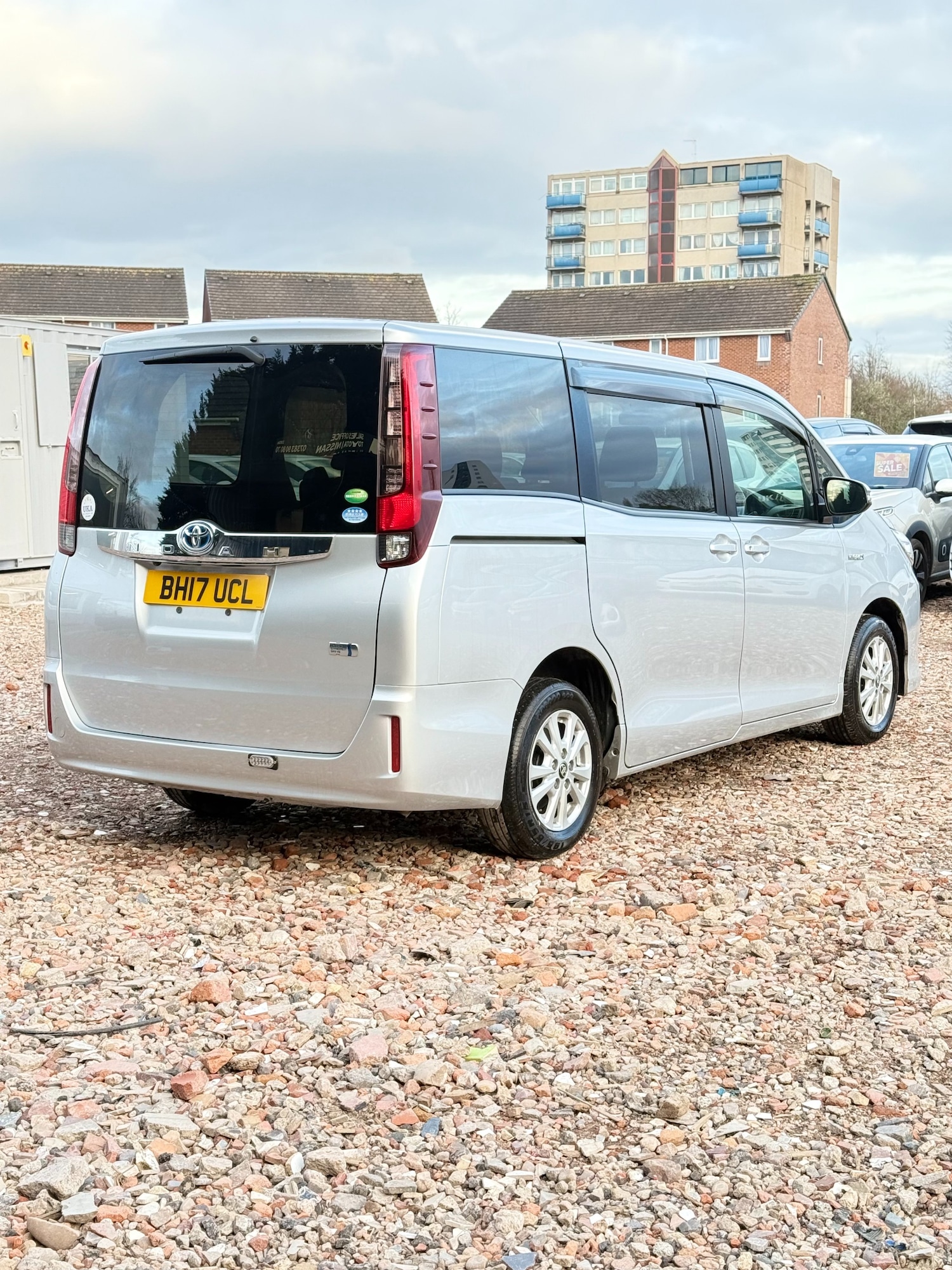 Used Toyota Noah 2017 for sale - 77687262: Photo 5