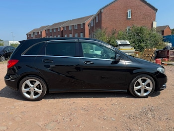 Used Mercedes-Benz B Class 2013 for sale - 79175157: Photo