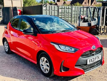 Used Toyota Yaris 2021 for sale - 79491228: Photo