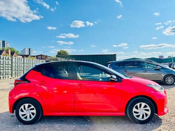 Used Toyota Yaris 2021 for sale - 79491228: Photo
