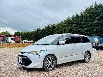 Used Toyota Estima 2019 for sale - 78627790: Photo