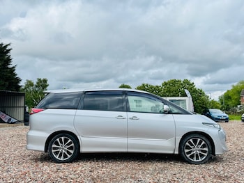 Used Toyota Estima 2019 for sale - 78627790: Photo