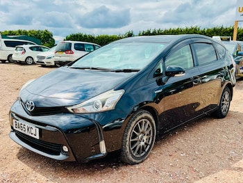 Used Toyota Prius+ 2015 for sale - 79368754: Photo