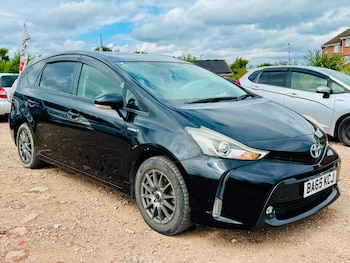 Used Toyota Prius+ 2015 for sale - 79368754: Photo