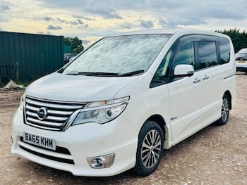 Used Nissan Serena 2015 for sale - 79732125: Photo