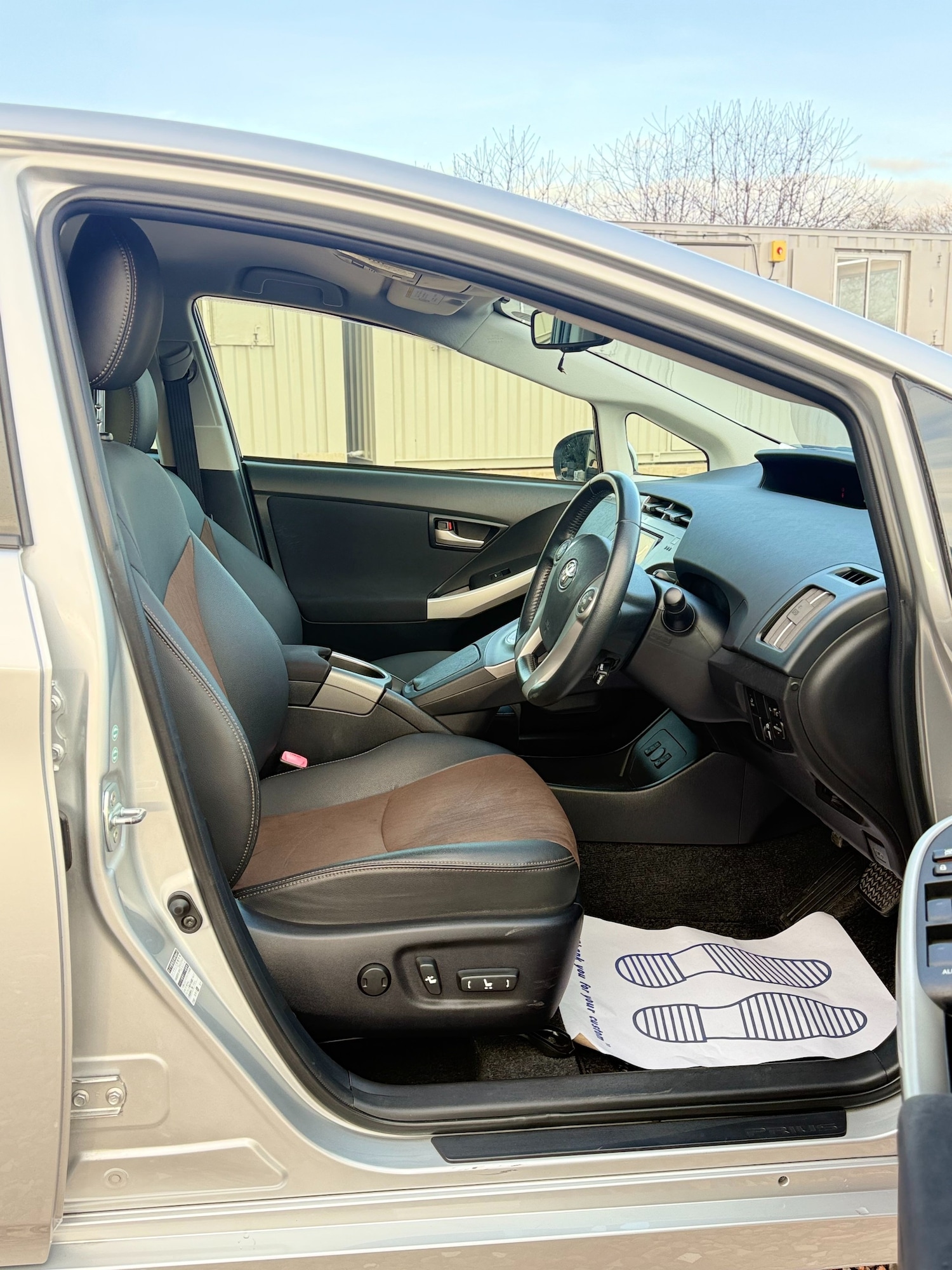 Used Toyota Prius 2012 for sale - 77686702: Photo 16