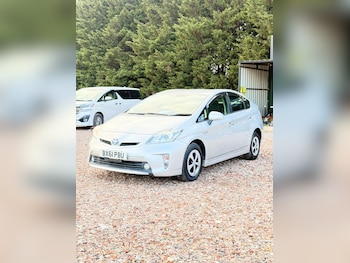 Used Toyota Prius 2012 for sale - 77686702: Photo
