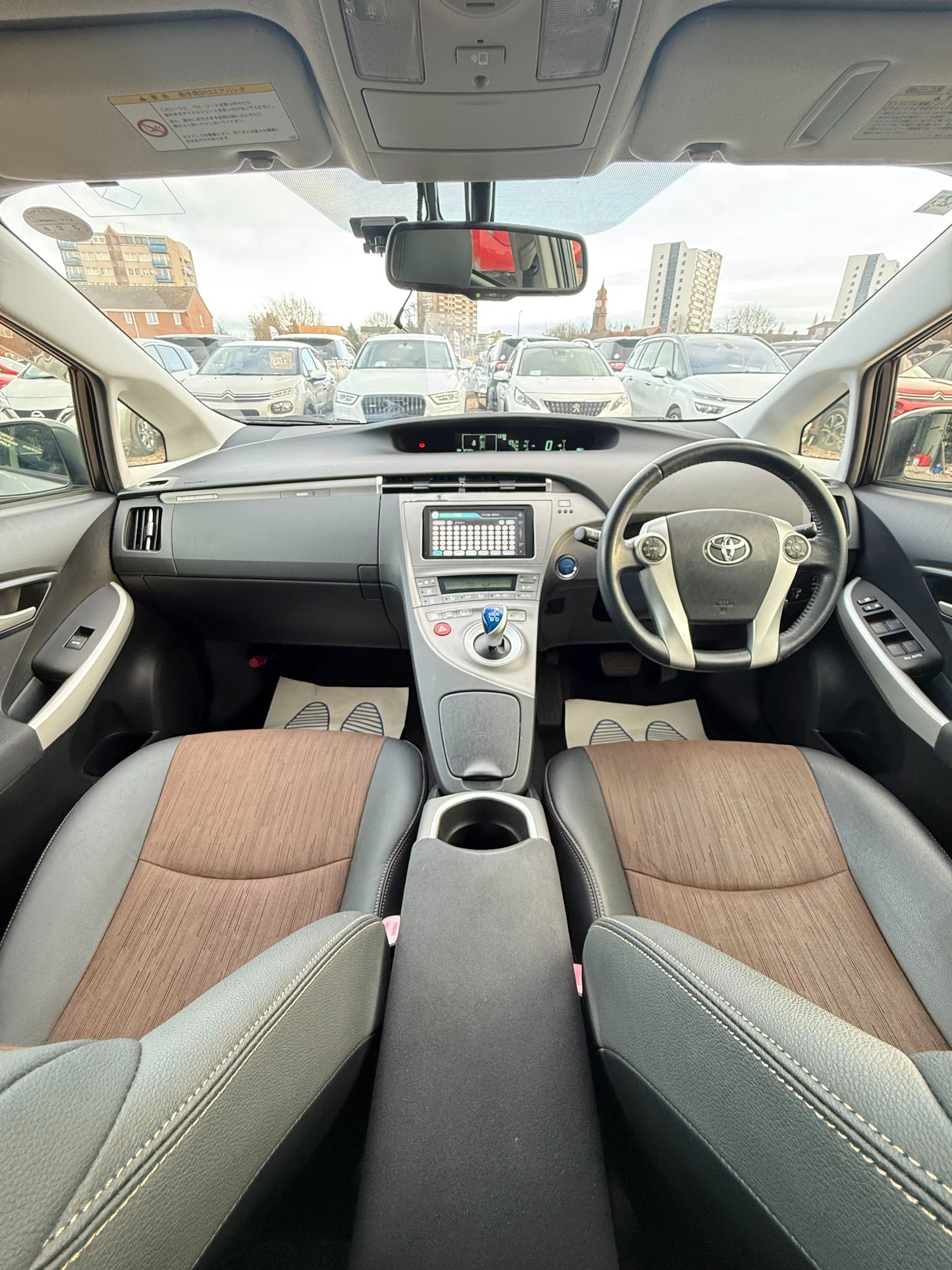 Used Toyota Prius 2012 for sale - 77686702: Photo 8