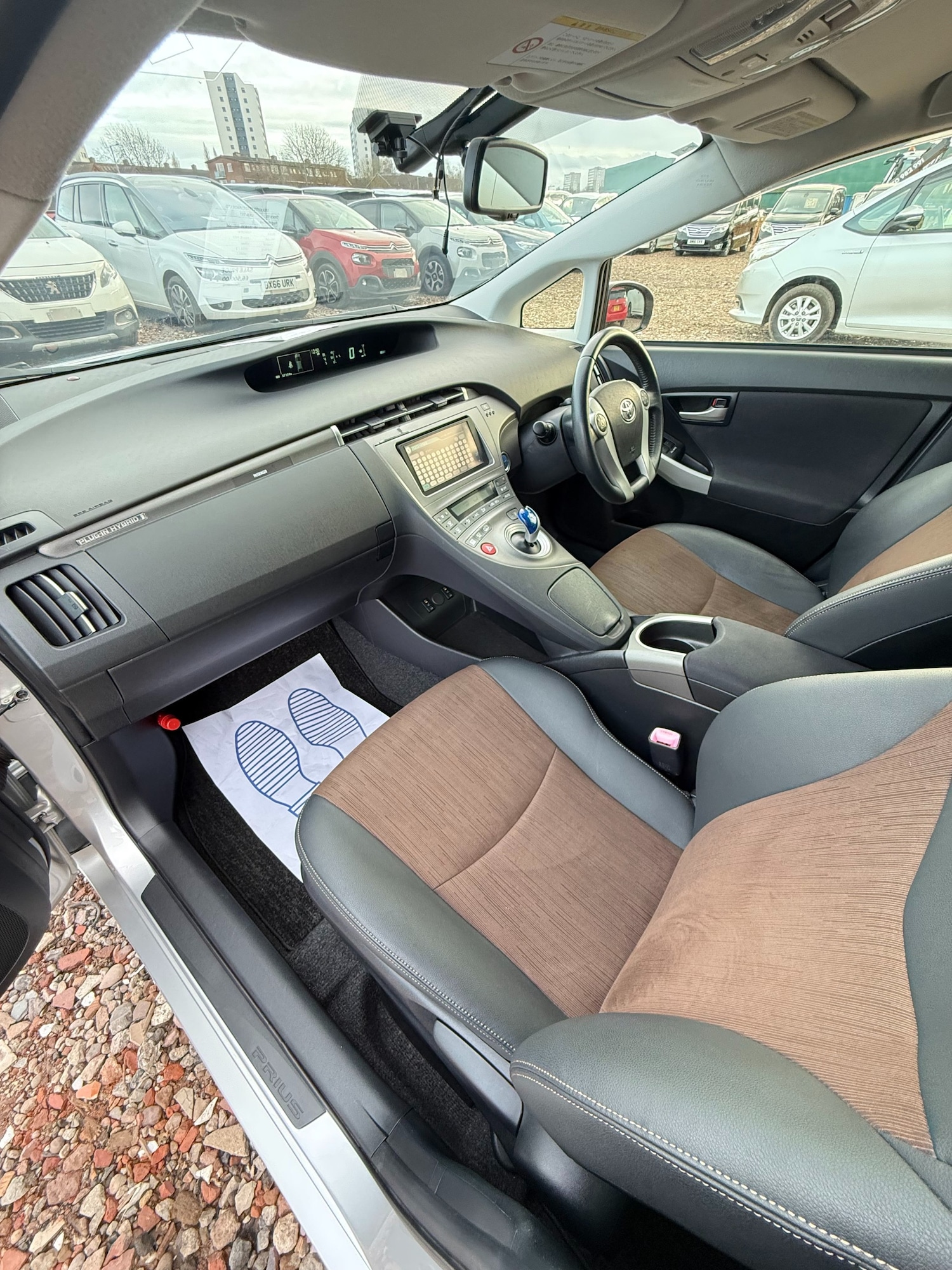 Used Toyota Prius 2012 for sale - 77686702: Photo 9