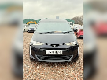 Used Toyota Estima 2018 for sale - 77336365: Photo