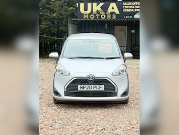 Used Toyota Sienta 2020 for sale - 78421378: Photo