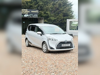 Used Toyota Sienta 2020 for sale - 78421378: Photo