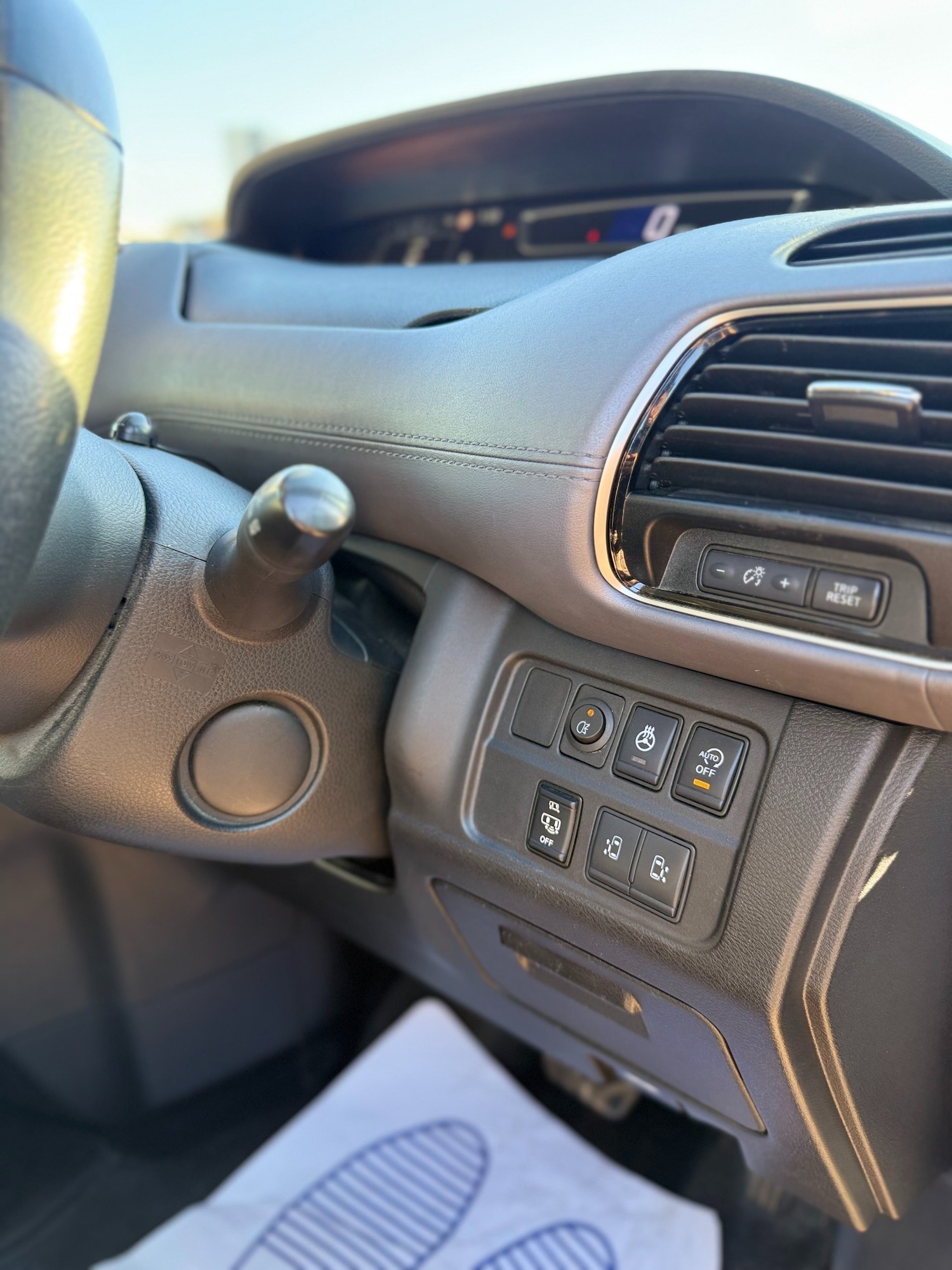 Used Nissan Serena 2026 for sale - 78009863: Photo 22