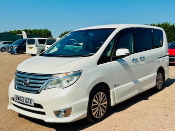 Used Nissan Serena 2014 for sale - 79163882: Photo