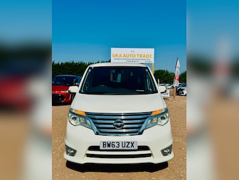 Used Nissan Serena 2014 for sale - 79163882: Photo