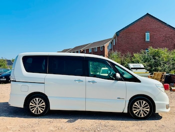 Used Nissan Serena 2014 for sale - 79163882: Photo
