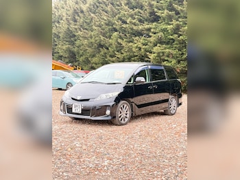 Used Toyota Estima 2013 for sale - 78105006: Photo