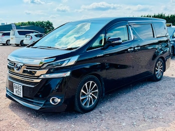 Used Toyota Vellfire 2015 for sale - 79366193: Photo