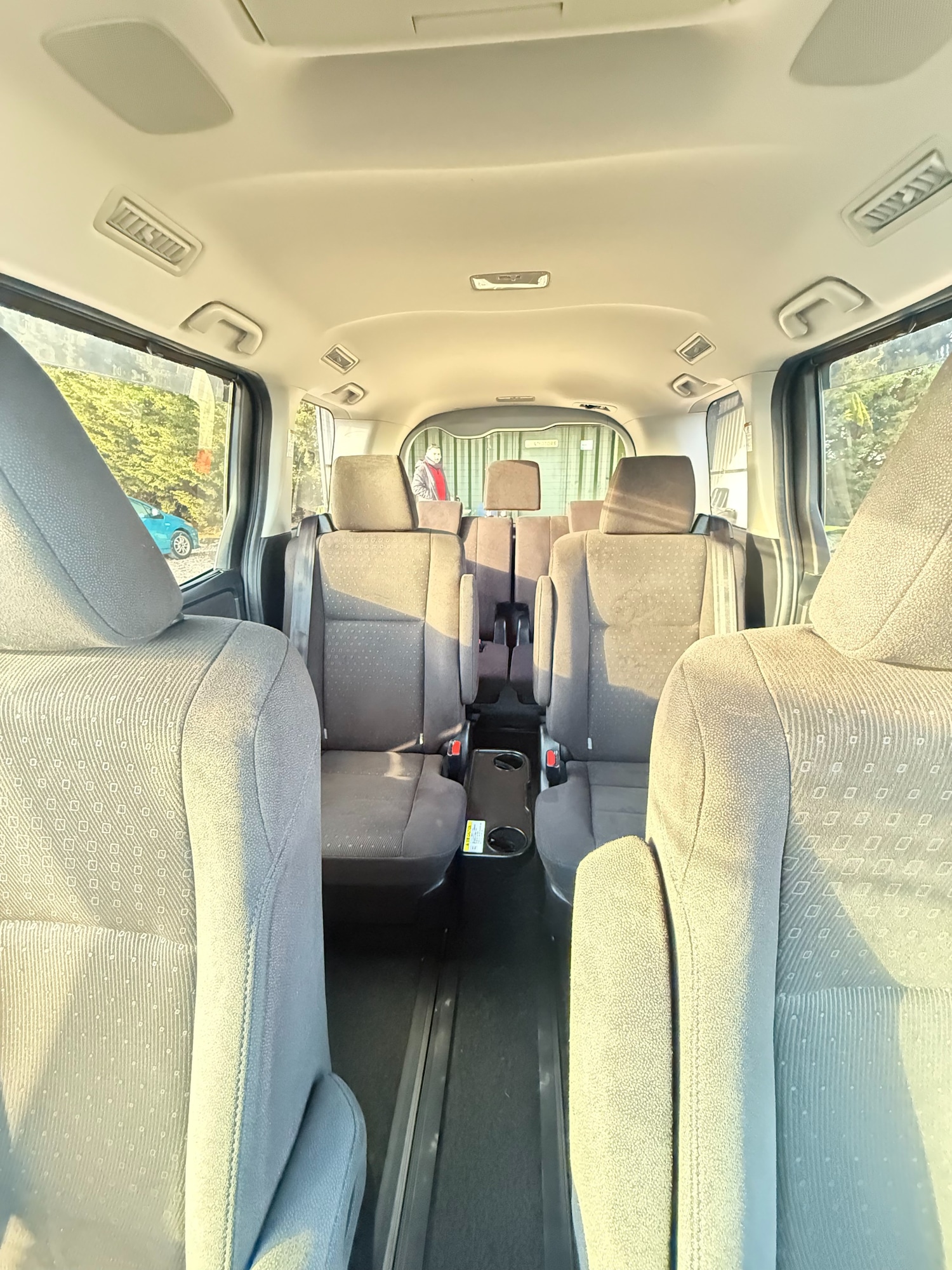 Used Toyota Voxy 2016 for sale - 77171335: Photo 15