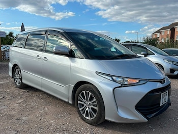 Used Toyota Estima 2019 for sale - 79459425: Photo