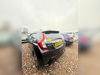 Used Honda Fit undefined for sale - 77100592: Photo