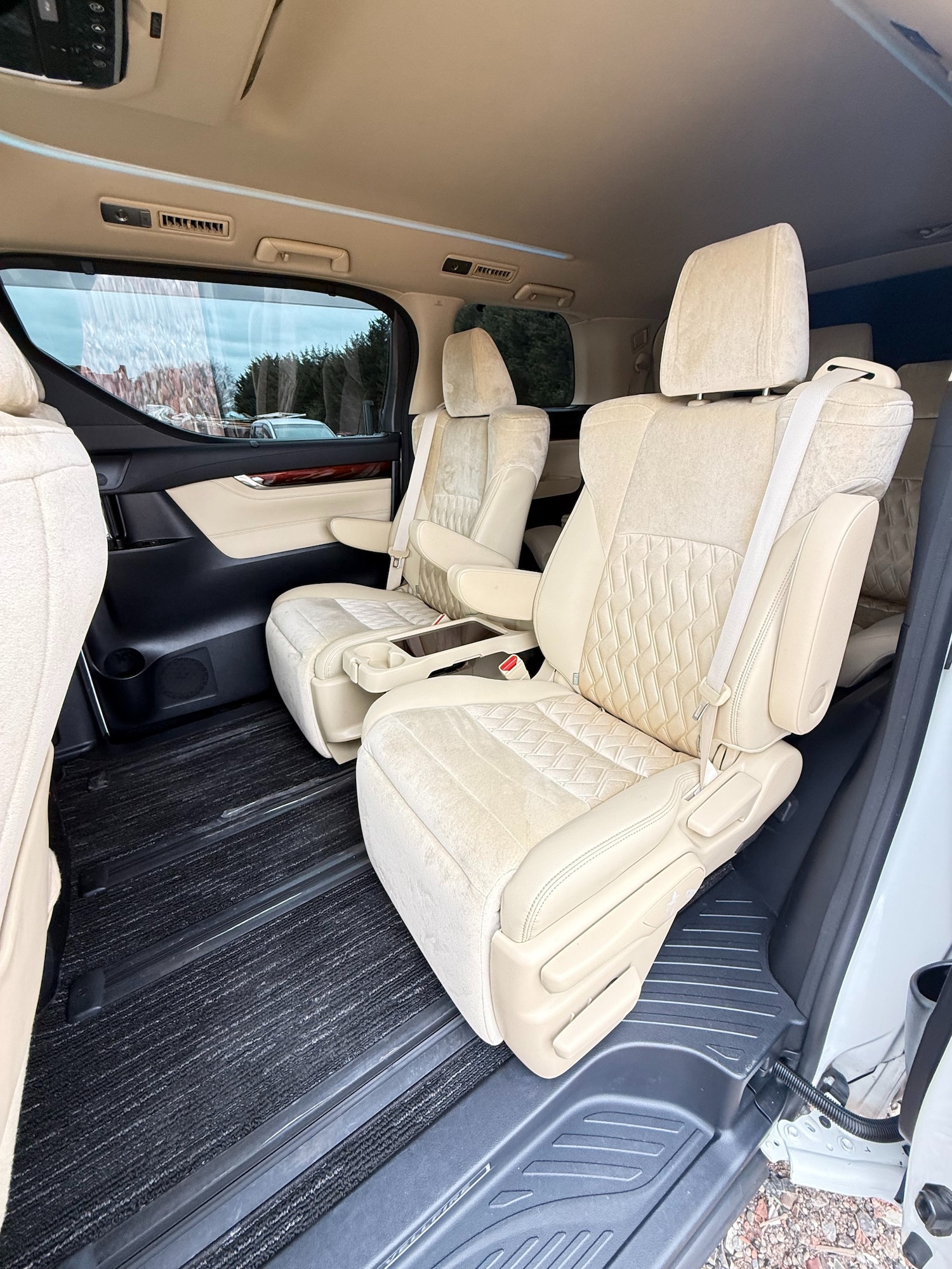 Used Toyota Vellfire 2026 for sale - 78106448: Photo 13