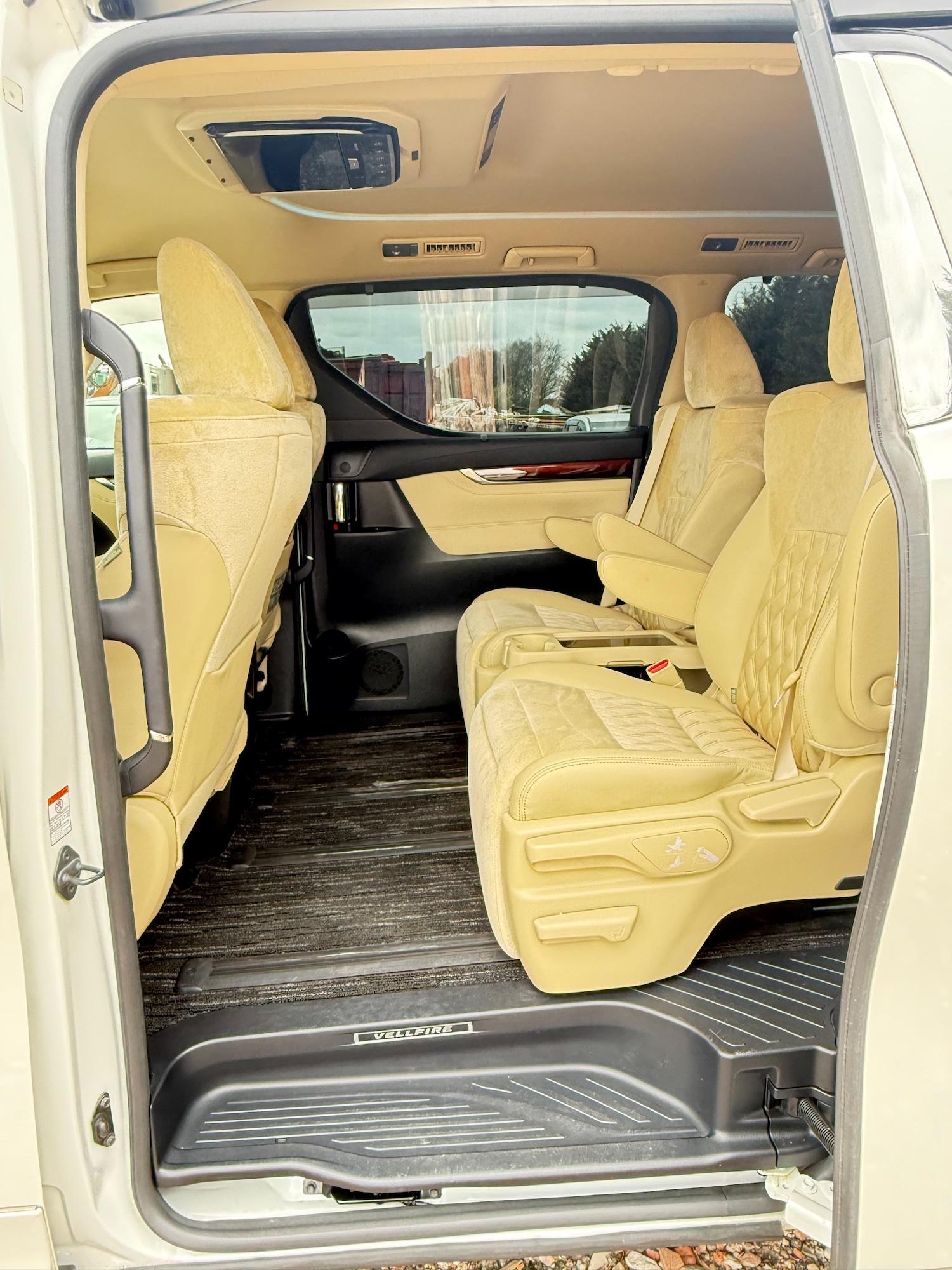 Used Toyota Vellfire 2026 for sale - 78106448: Photo 14