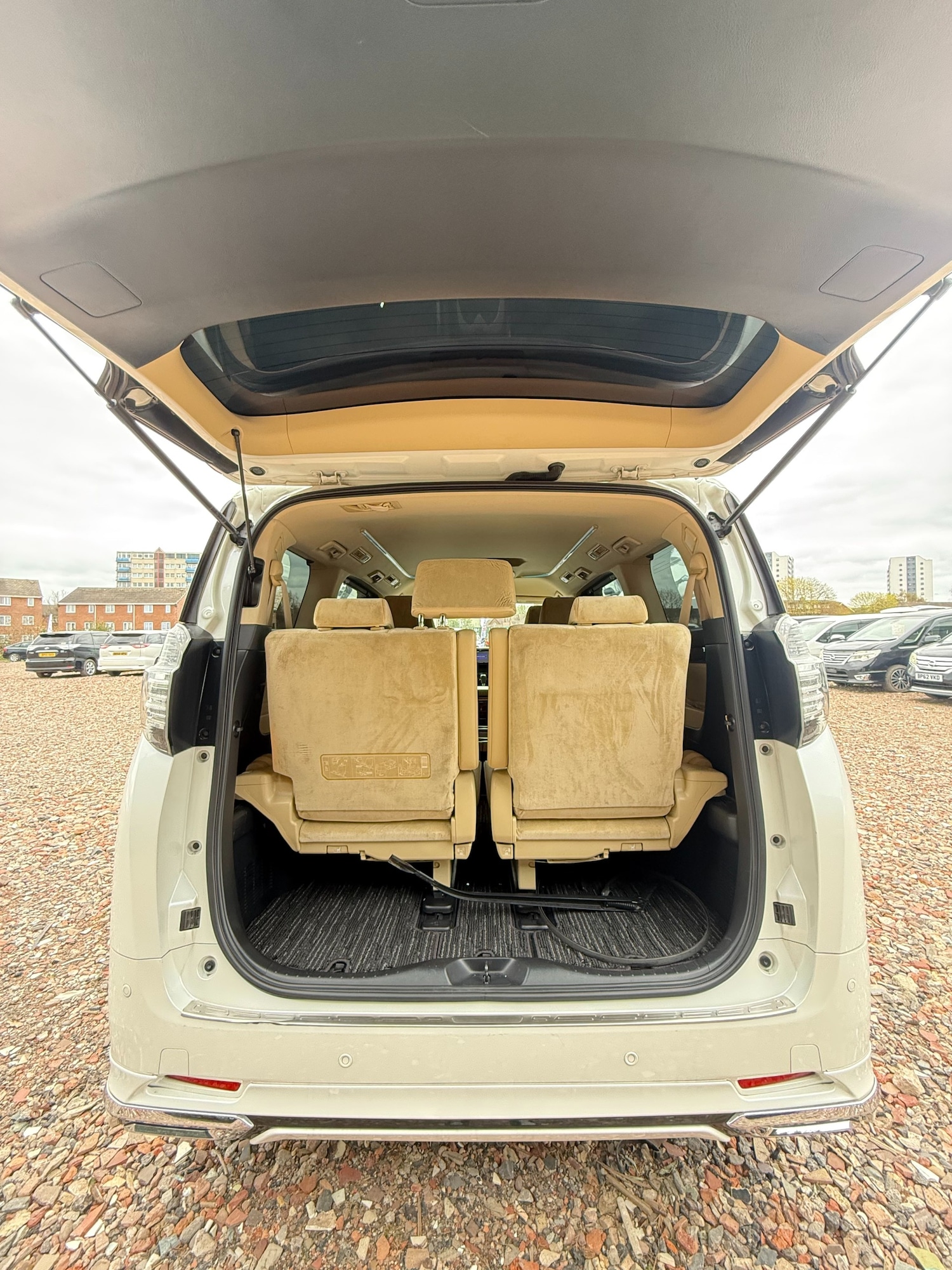 Used Toyota Vellfire 2026 for sale - 78106448: Photo 15