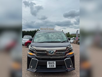 Used Toyota Vellfire 2015 for sale - 79355807: Photo