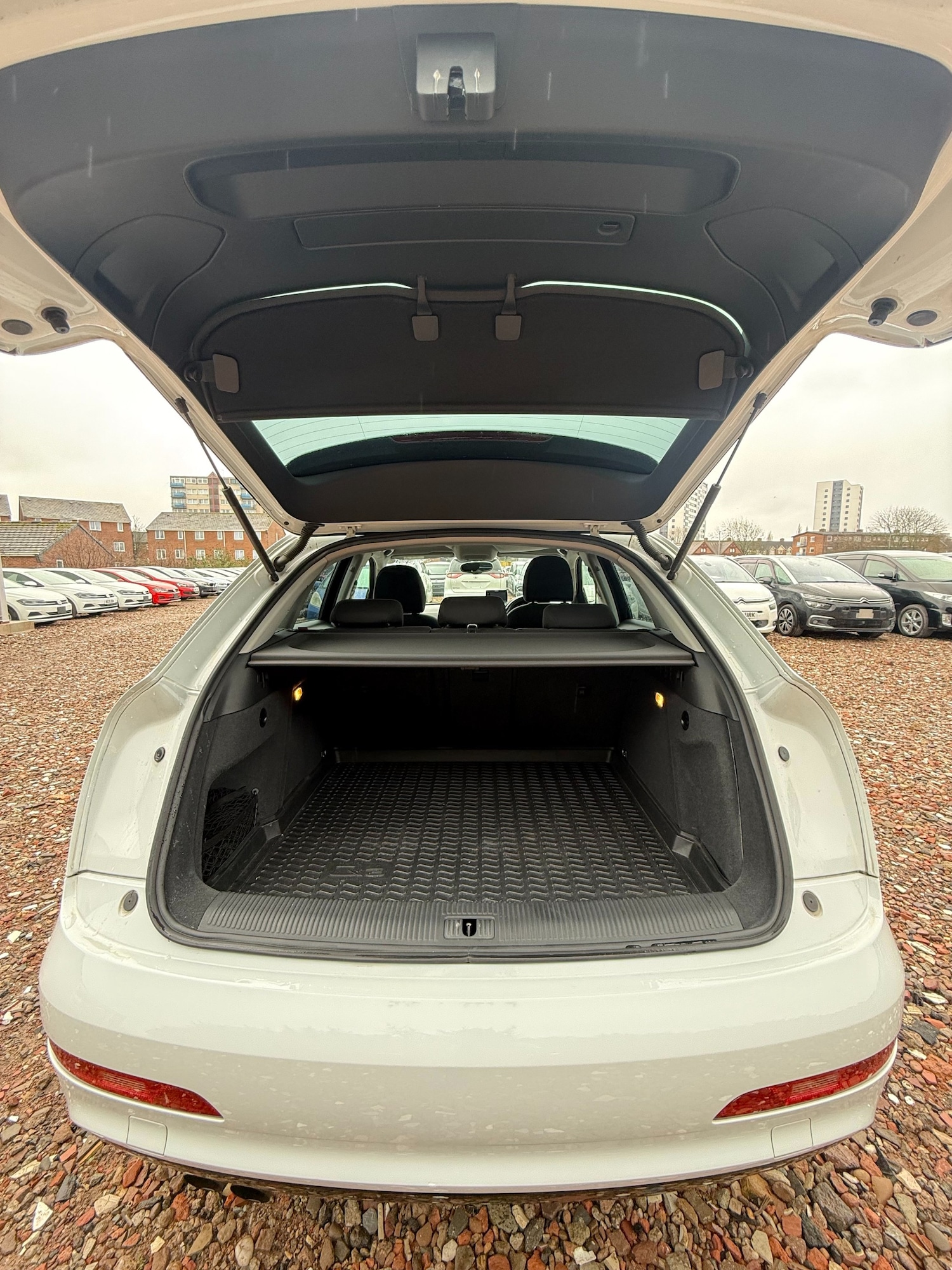 Used Audi Q3 2013 for sale - 77726477: Photo 15