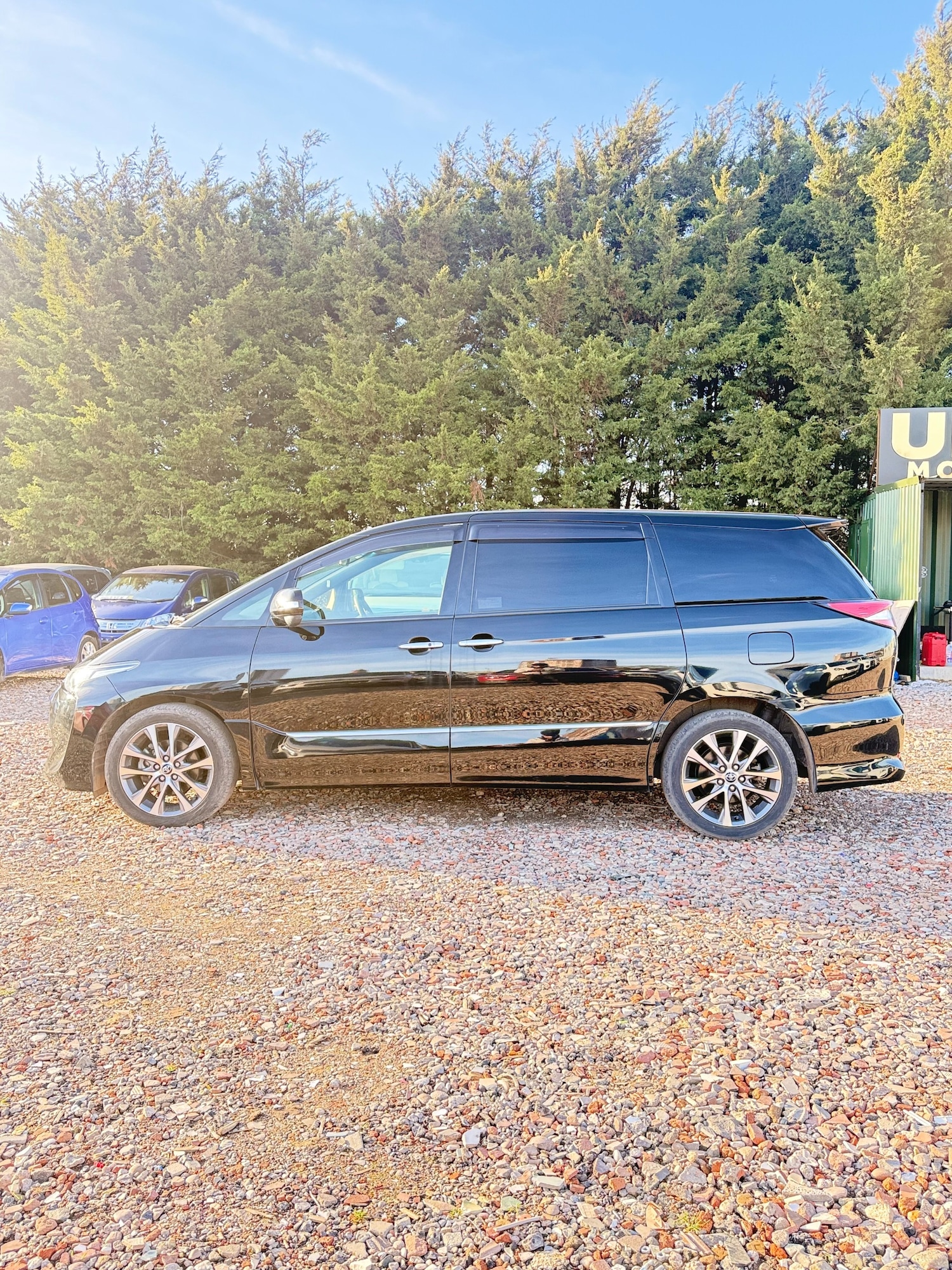 Used Toyota Estima 2017 for sale - 77661886: Photo 4