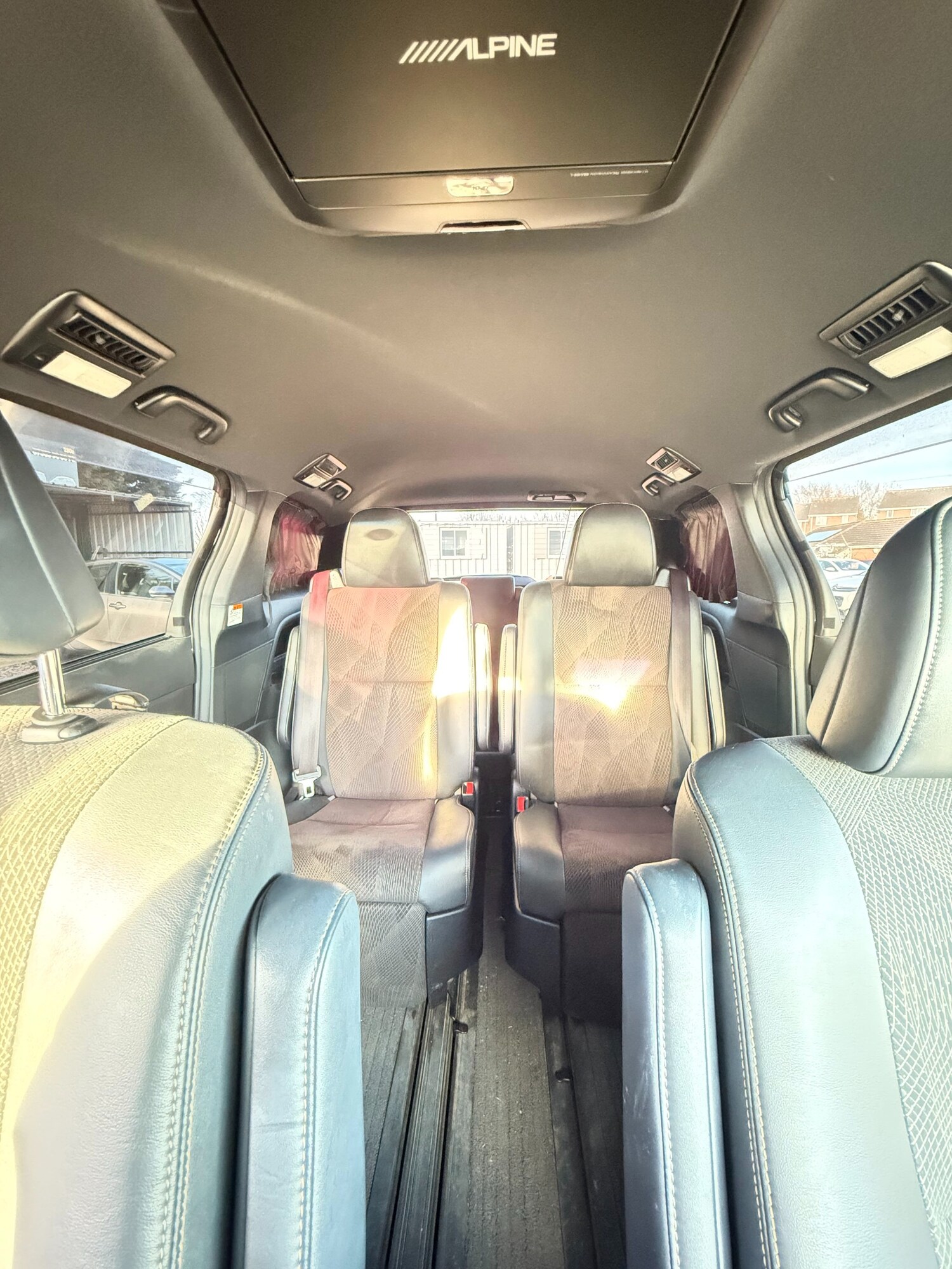 Used Toyota Estima 2017 for sale - 77661886: Photo 7