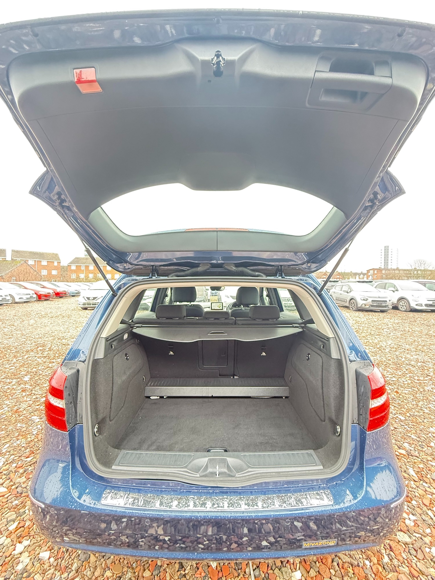 Used Mercedes-Benz B Class 2012 for sale - 77235584: Photo 9