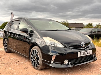 Used Toyota Prius+ 2011 for sale - 79113856: Photo