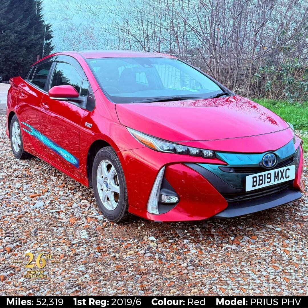 Used Toyota Prius 2019 for sale - 76999722: Photo 2