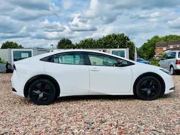 Used Toyota Prius 2023 for sale - 78826003: Photo