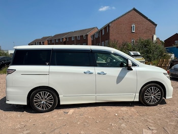 Used Nissan Elgrand 2017 for sale - 79206539: Photo
