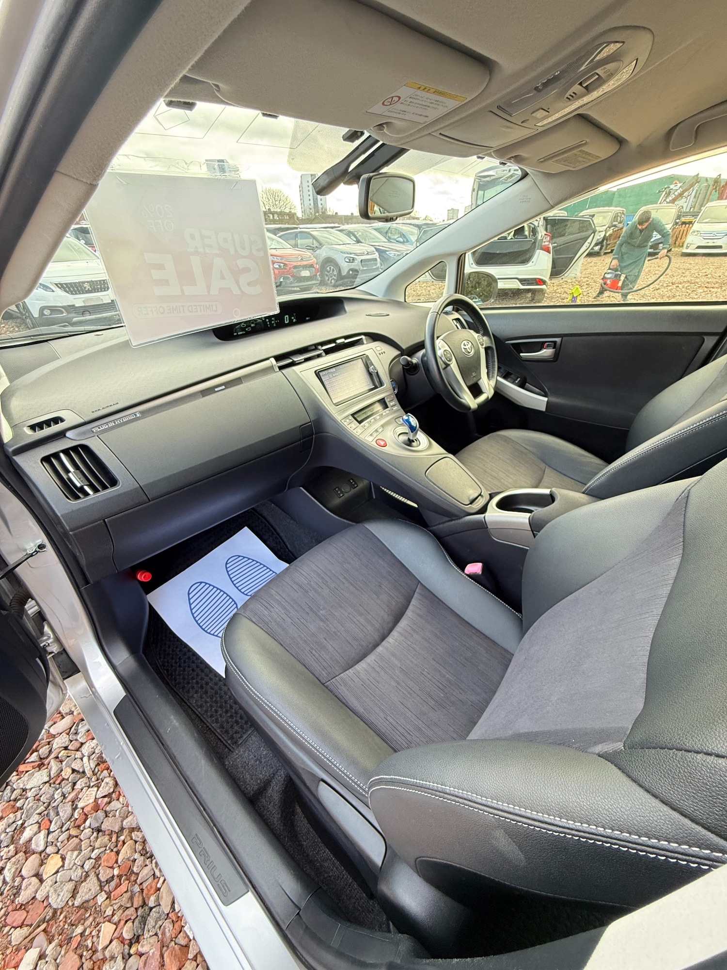 Used Toyota Prius 2013 for sale - 77675781: Photo 9