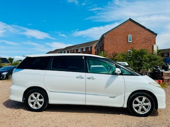 Used Toyota Estima 2009 for sale - 79355329: Photo