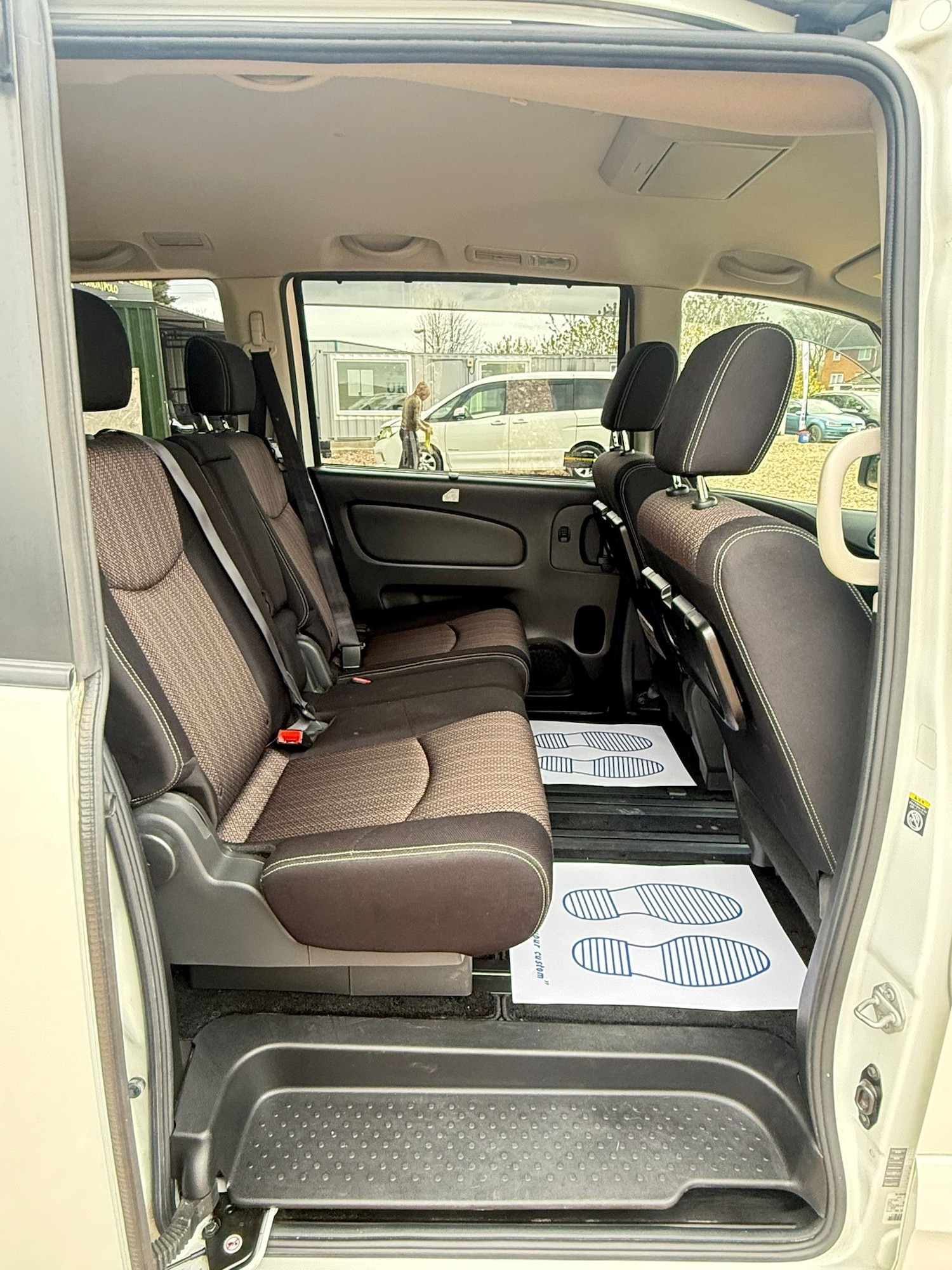 Used Nissan Serena 2026 for sale - 78107716: Photo 16