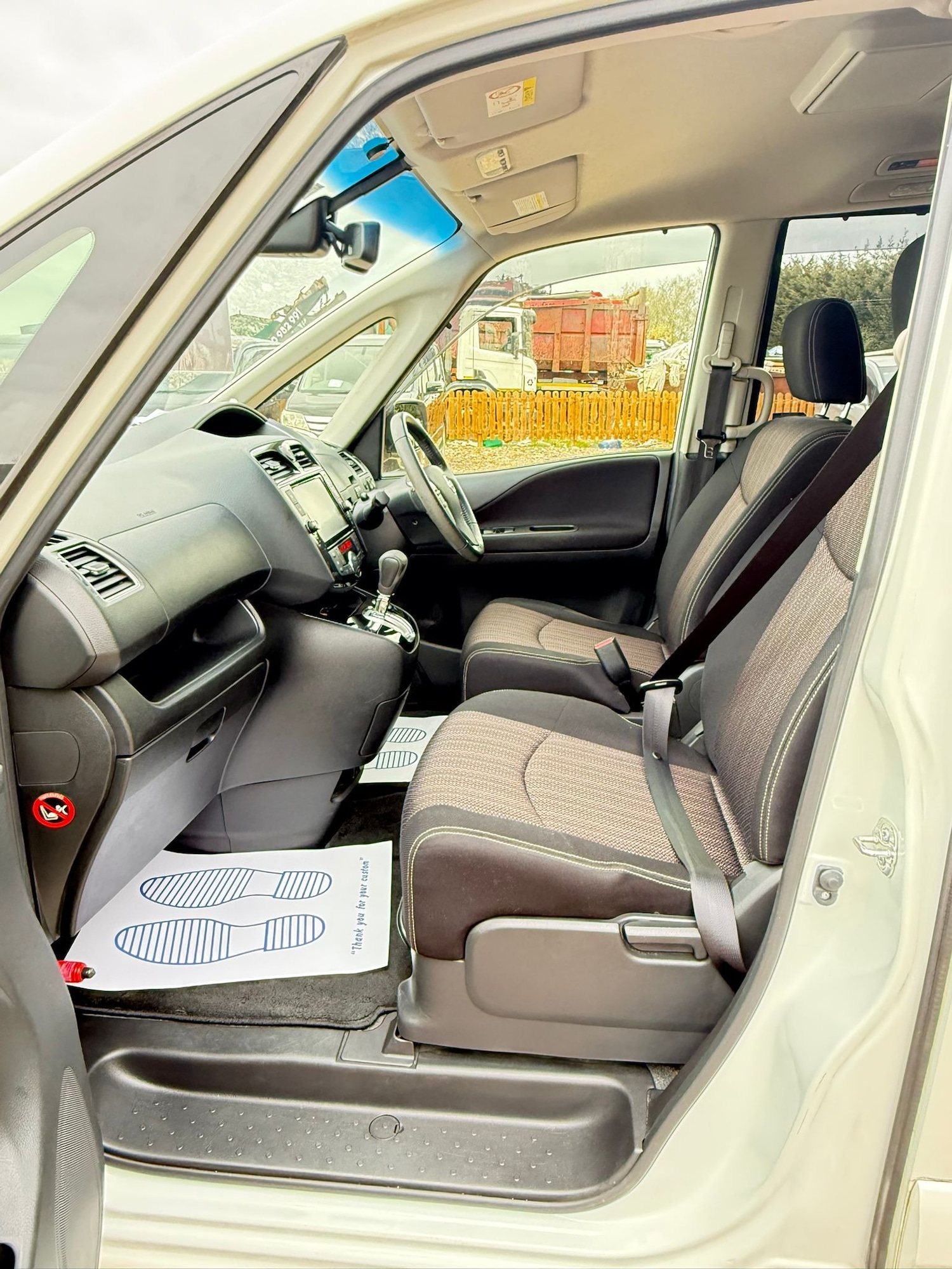 Used Nissan Serena 2026 for sale - 78107716: Photo 22