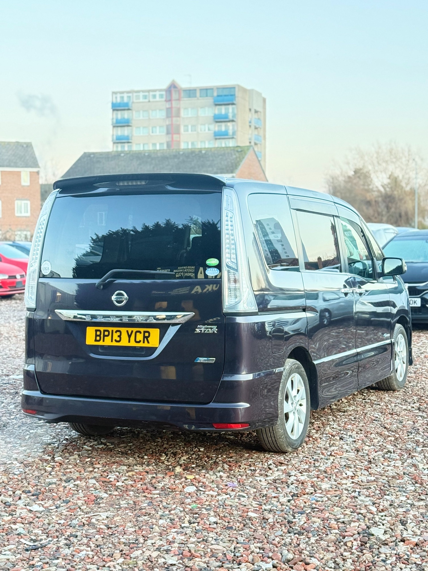 Used Nissan Serena 2013 for sale - 77237000: Photo 4
