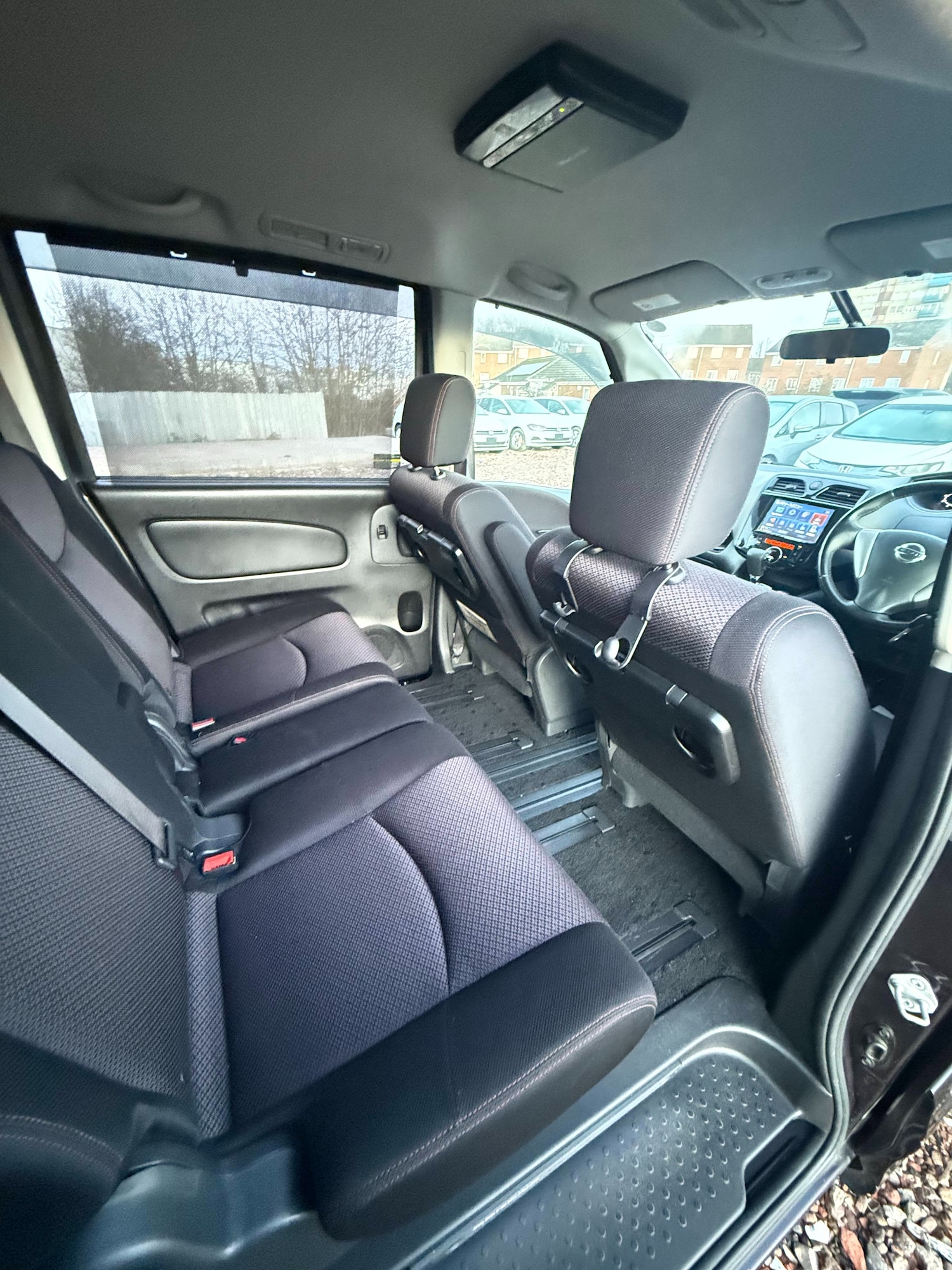 Used Nissan Serena 2013 for sale - 77237000: Photo 9