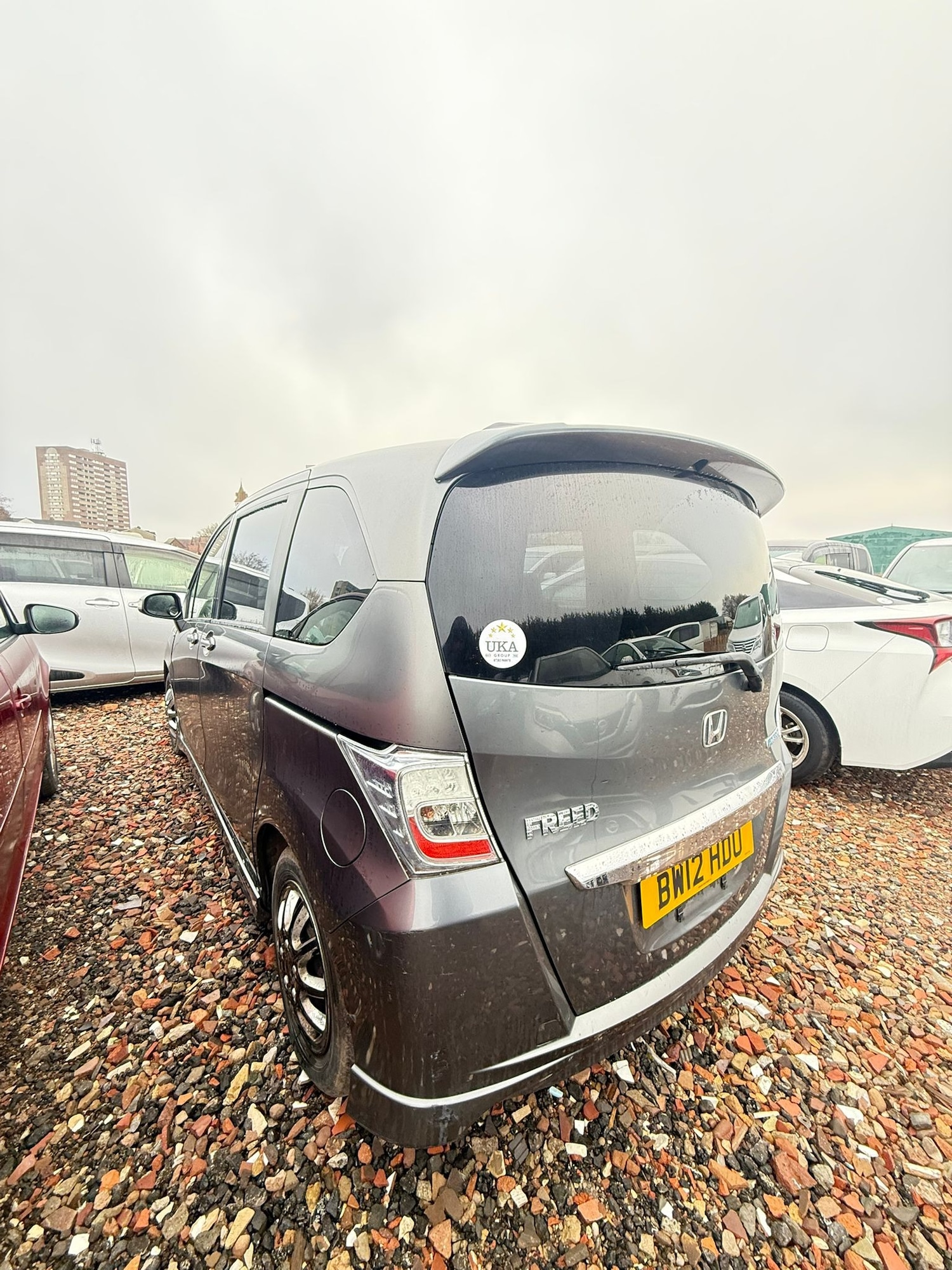 Used Nissan Serena 2014 for sale - 77100577: Photo 3