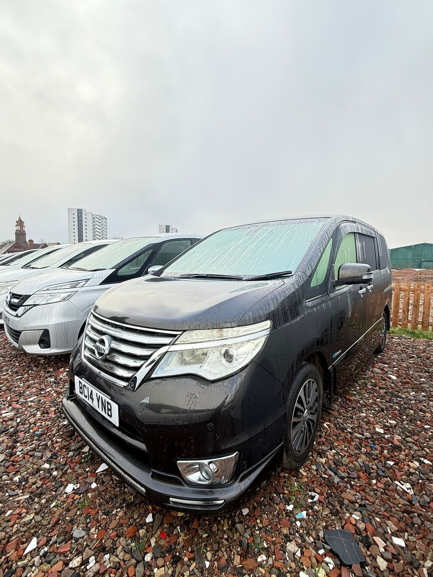 Used Nissan Serena 2014 for sale - 77100577: Photo 5