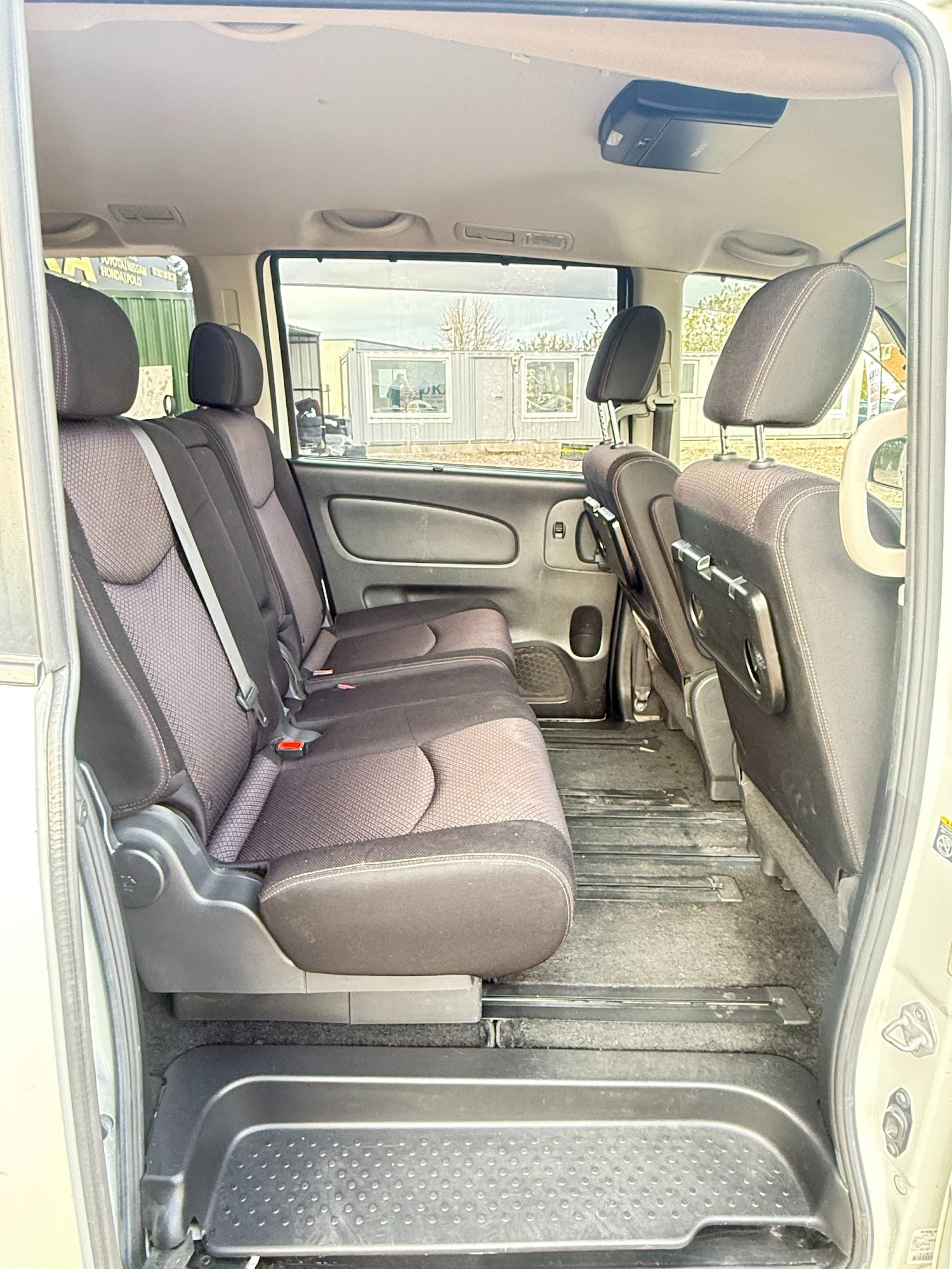 Used Nissan Serena 2013 for sale - 78121368: Photo 12