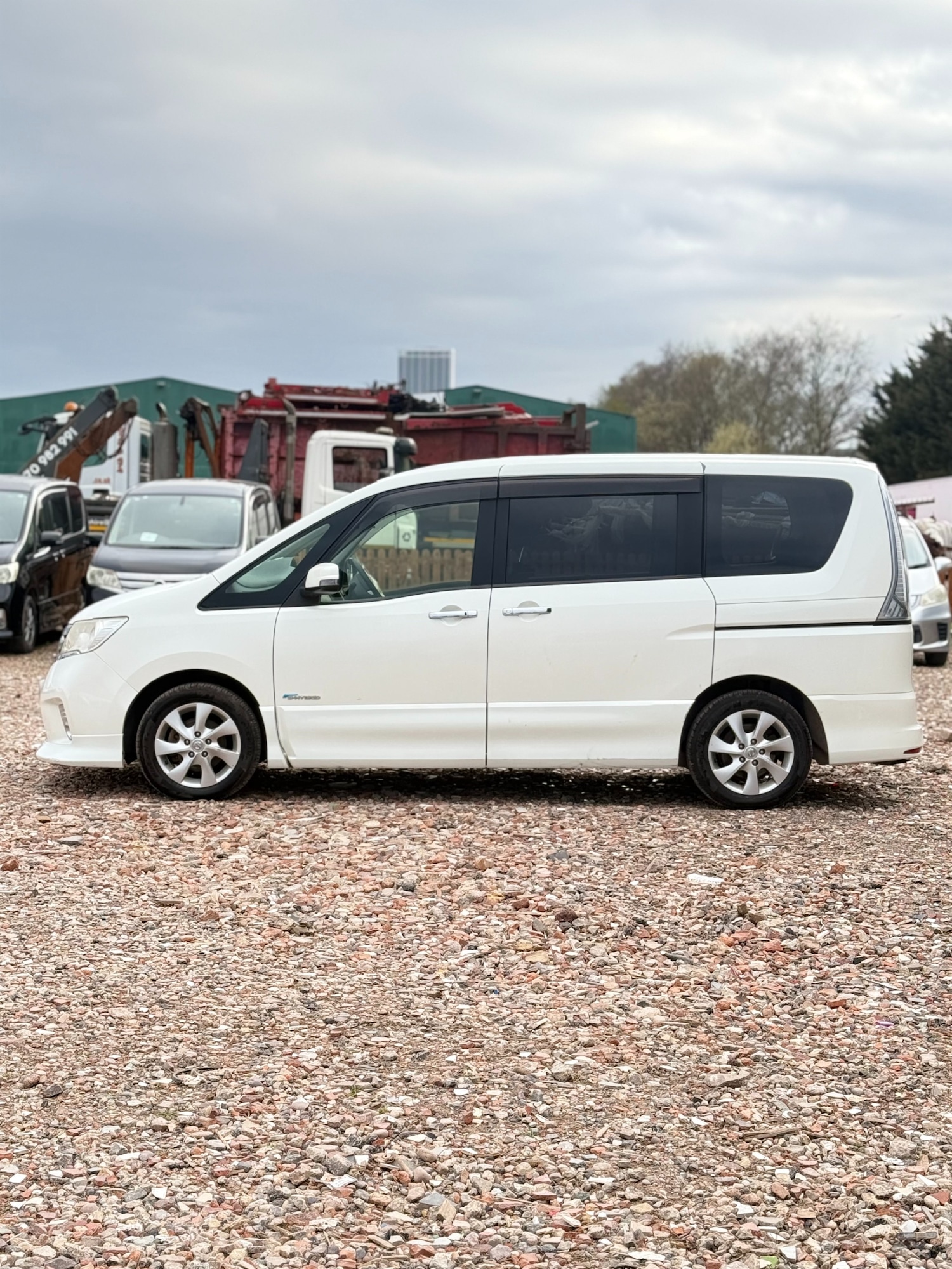Used Nissan Serena 2013 for sale - 78121368: Photo 6